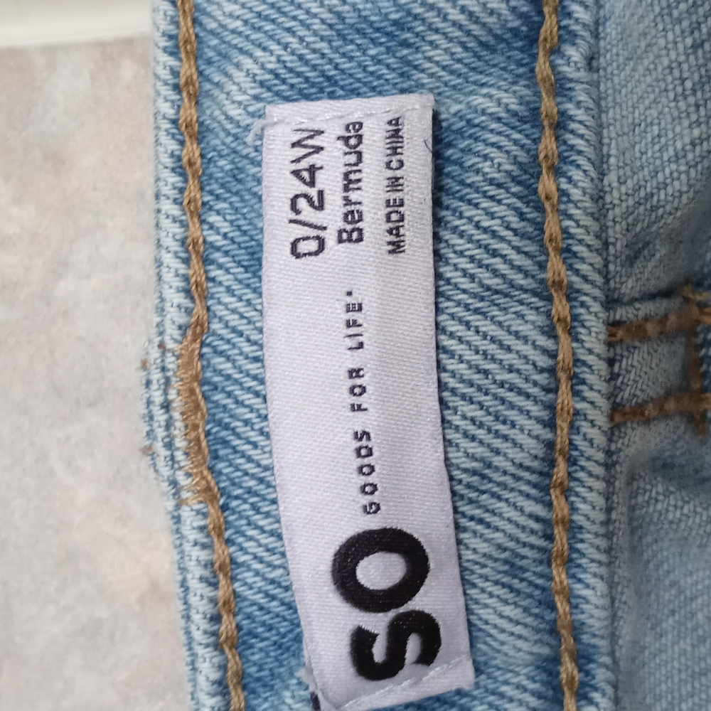 New with tags Super High Rise Bermuda shorts 0/24W - Picture 4 of 6